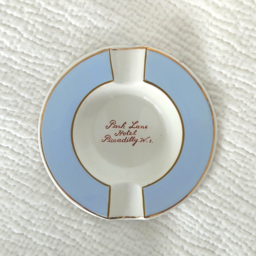 Vintage ashtray Hotel Piccadilly, London